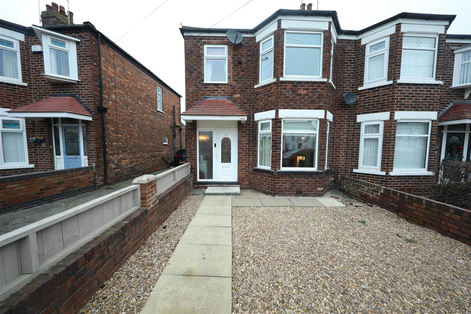 Property & Houses for Sale & Let in Hull Symonds & Greenham